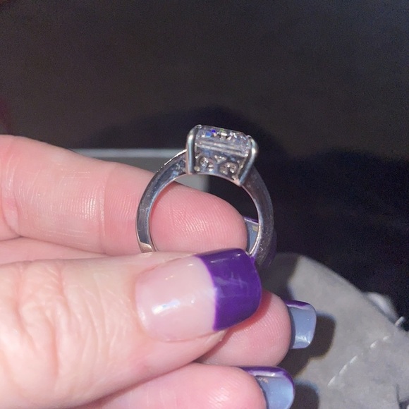 CZ & sterling silver fashion ring by Absolute - Picture 7 of 14